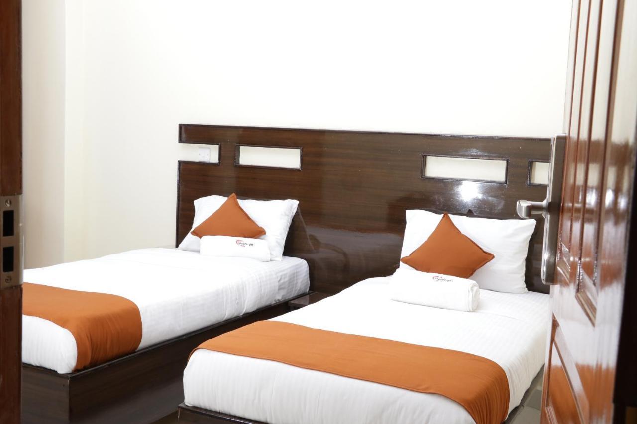 Claire De Lune Moonlight Hotel Nakuru Exterior photo